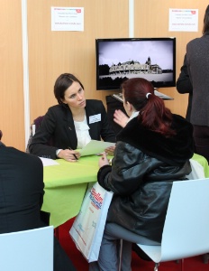 Des entretiens en tête à tête avec les recruteurs.