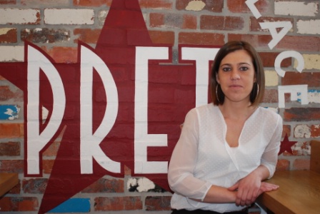 Agnès Hédé, 33 ans, est directrice d'un restaurant Pret A Manger à Paris (XIIIe). Agnès Hédé, 33 ans, est directrice d'un restaurant Pret A Manger à Paris (XIIIe).
