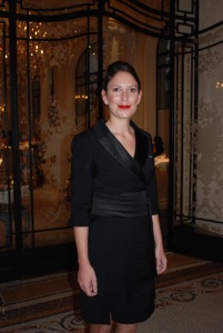 Maëlle Boussaingault, 27 ans, est hôtesse d'accueil au restaurant des petits déjeuners d'Alain Ducasse.
