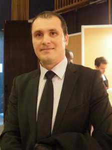 Marius Negoita : 'Au final, j'ai pu créer la passerelle entre les 2 secteurs dans lesquels j'ai travaillé afin de transposer les compétences communes'. Marius Negoita : 'Au final, j'ai pu créer la passerelle entre les 2 secteurs dans lesquels j'ai travaillé afin de transposer les compétences communes'.
