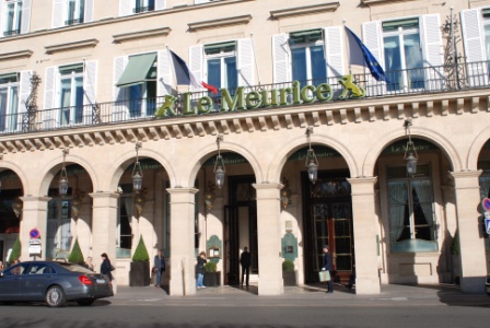 Le palace Le Meurice existe depuis 1835 et a vu défiler de nombreuses personnalités.