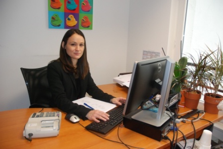 À 30 ans, Anne-Claire Garimbay, est cost controller au Plaza Athénée.