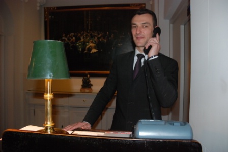 Depuis bientôt deux ans, Tony Fontaine est premier maître d'hôtel au Laurent.