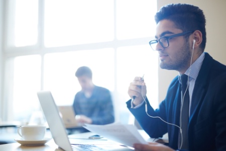 L'entretien téléphonique est beaucoup plus banal qu'autrefois. Il permet au recruteur de gagner du temps dans son process de recrutement. L'entretien téléphonique est beaucoup plus banal qu'autrefois. Il permet au recruteur de gagner du temps dans son process de recrutement.