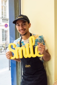 Arthur Devillers, sourd de naissance, a créé le fast-good Furahaa Break.
