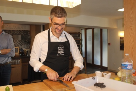 Lors du Food Talent Show, les F&B managers sont devenus les commis d'un jour. Lors du Food Talent Show, les F&B managers sont devenus les commis d'un jour.