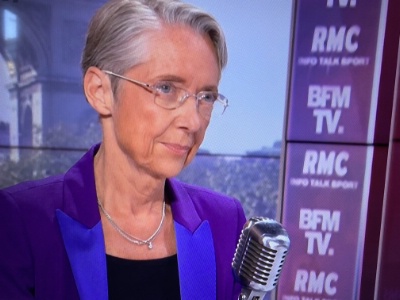 Elisabeth Borne, ministre du Travail, de l'Emploi et de l'Insertion. Elisabeth Borne, ministre du Travail, de l'Emploi et de l'Insertion.