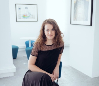 Sylvia Randazzo, directrice artistique de Molitor, est devenue une pointure en street-art.