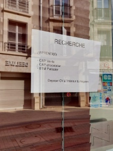 Face à la pénurie de main-d'oeuvre, comme ici à Blois, bon nombre d'indépendants ont recours à la débrouille.