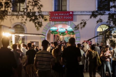 À travers ce guide, la Métropole de Lyon veut soutenir l'emploi touristique. À travers ce guide, la Métropole de Lyon veut soutenir l'emploi touristique.
