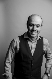 Denis Bournerias, spécialiste dans le recrutement de cadres et cadres dirigeants dans l'hôtellerie, la restauration et le retail.