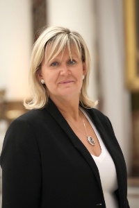 Corinne Veyssière, gouvernante générale et présidente nationale de l'AGGH. Corinne Veyssière, gouvernante générale et présidente nationale de l'AGGH.