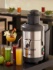 De bons jus de fruits avec la centrifugeuse J80 Ultra de Robot-Coupe