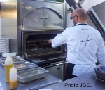 La cuisson au feu de bois : grillades et fours à pizza