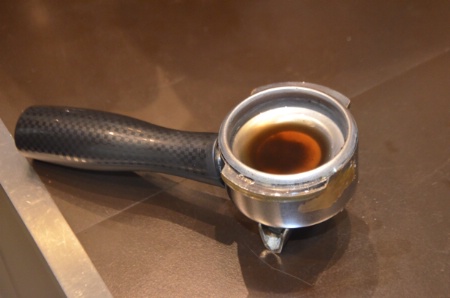 3 - Cette photo montre les retours d'eau en cours de cycle et la nécessité de répéter l'opération.