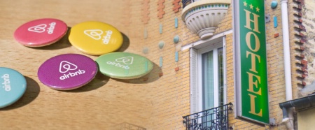 Beaucoup d'éléments sont à prendre en compte pour savoir s'il faut, ou pas, mettre ses chambres sur AirBnb. Beaucoup d'éléments sont à prendre en compte pour savoir s'il faut, ou pas, mettre ses chambres sur AirBnb.