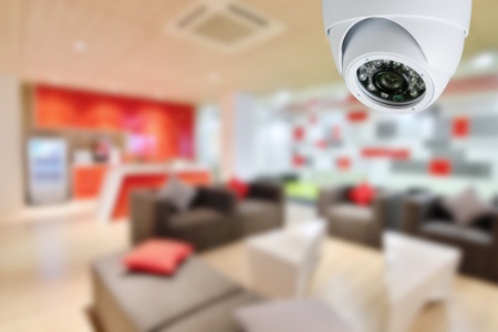 Une signalétique obligatoire doit être affichée clairement dans les locaux pour indiquer l'existence d'un dispositif de vidéosurveillance. Une signalétique obligatoire doit être affichée clairement dans les locaux pour indiquer l'existence d'un dispositif de vidéosurveillance.