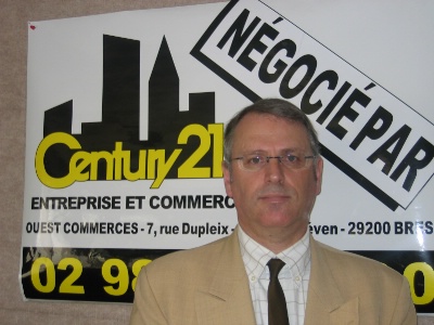 Philippe Raguénes, directeur de Directeur de Century 21 Ouest Commerces de Brest et Quimper