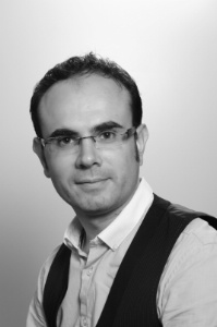 'Un courtier en crédit professionnel n'est pas un simple coursier faisant la liaison entre un client et un organisme financier. Il apporte un véritable conseil en financement de projet', François Renon, Credipro Bordeaux. 'Un courtier en crédit professionnel n'est pas un simple coursier faisant la liaison entre un client et un organisme financier. Il apporte un véritable conseil en financement de projet', François Renon, Credipro Bordeaux.