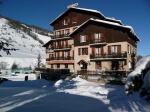 Cession de l'hôtel Le Vallon à Vars, accompagnée par Christie & Co