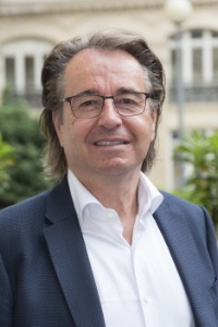 Michel Simond : 'Je veux faire de MS Développement un groupe leader dans l'écosystème du commerce et de l'entreprise.' Michel Simond : 'Je veux faire de MS Développement un groupe leader dans l'écosystème du commerce et de l'entreprise.'