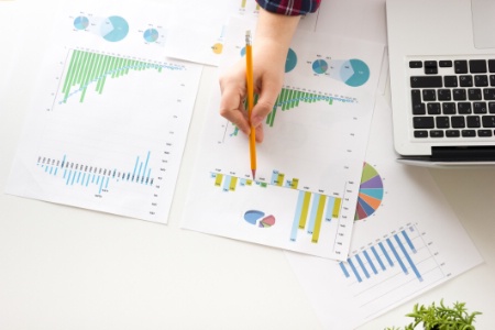 Pour analyser l'historique, il est utile et recommandé de reprendre le chiffre d'affaires réalisé sur les trois dernières années. Pour analyser l'historique, il est utile et recommandé de reprendre le chiffre d'affaires réalisé sur les trois dernières années.