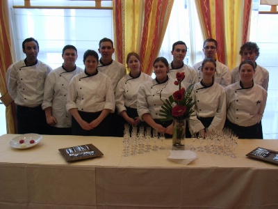 La promotion 2008-2009 de la licence professionnelle. La promotion 2008-2009 de la licence professionnelle.