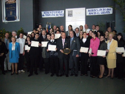 Les anciens élèves de la promotion Jean-Pierre Rous. Les anciens élèves de la promotion Jean-Pierre Rous.