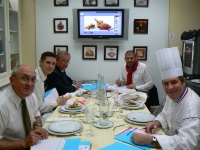 Le jury dégustation : Henri Baladier, président de Fil Rouge, Lionel Veillet, chef second à l'Elysée, Christian Etchebest, Le Troquet à Paris et Michel Roth.