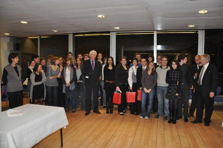 Les lauréats de la 6e promo, au centre Alain Jacob d'AJ Conseil représentant Pierre Berthet, président de Promatel. Les lauréats de la 6e promo, au centre Alain Jacob d'AJ Conseil représentant Pierre Berthet, président de Promatel.
