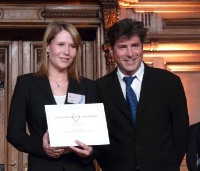 Axelle Gillig, 1er prix restauration approfondissement ‘organisation et production culinaire’, et Michel Roth, MOF et chef de cuisine du Ritz.