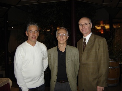 De gauche à droite : Alain-Patrick Fauconnet, professeur de cuisine, Georges–Henry Leroy, administrateur de l’association ‘Agir pour le Cambodge’ et Vincent Denais, professeur de service restaurant, De gauche à droite : Alain-Patrick Fauconnet, professeur de cuisine, Georges–Henry Leroy, administrateur de l’association ‘Agir pour le Cambodge’ et Vincent Denais, professeur de service restaurant,
