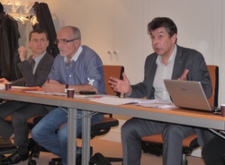 De gche à drte : Denis Herrero, Inspecteur général de l'Education nationale, Gérard Cagna et Régis Marcon. De gche à drte : Denis Herrero, Inspecteur général de l'Education nationale, Gérard Cagna et Régis Marcon.