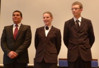 De g. à d. en catégorie 'élèves' : 3e, Andréa Papasergi, du lycée ESCCF Ferrandi à Paris ; 2e, Lola Karius, du CFA René Mondon à Metz et le vainqueur 2011, Tom Fournie, du lycée professionnel Brillat Savarin à Bellegarde-sur-Valserine. De g. à d. en catégorie 'élèves' : 3e, Andréa Papasergi, du lycée ESCCF Ferrandi à Paris ; 2e, Lola Karius, du CFA René Mondon à Metz et le vainqueur 2011, Tom Fournie, du lycée professionnel Brillat Savarin à Bellegarde-sur-Valserine.