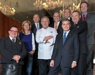 Le jury : Fabrice Sommier, Céline Manceau, Didier Bureau, Georges Blanc, Christian Oustin, Ömer Acar, Alain Moron, Benoît Samson, Jean-Cyrille Boutmy.