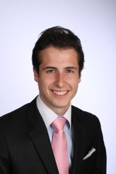 Romain Semmel, négociateur hôtels pour Jones Lang LaSalle Hotels. Romain Semmel, négociateur hôtels pour Jones Lang LaSalle Hotels.