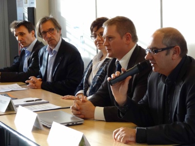 Débat à Ferrandi sur la pêche durable avec François Pasteau, Olivier Roellinger, Elisabeth Vallet, Eric Bernard et Christian Decugis. Débat à Ferrandi sur la pêche durable avec François Pasteau, Olivier Roellinger, Elisabeth Vallet, Eric Bernard et Christian Decugis.