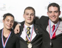 Podium service en salle : 3e Coralie Cruzel, 1er Thibaut Idenn, et 2e Jonathan Gabay.
