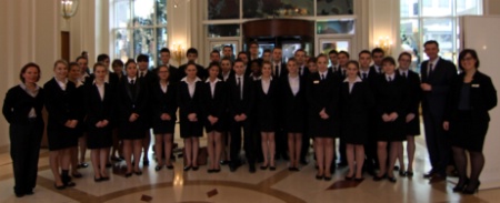 Visite au Méridien de Bruxelles avec les jeunes du lycée Sadi Carnot à Saumur et leurs professeurs accompagnateurs Jean-Michel Knutsen, Stéphane Robin et Emmanuelle Chouteau-Frézon. Visite au Méridien de Bruxelles avec les jeunes du lycée Sadi Carnot à Saumur et leurs professeurs accompagnateurs Jean-Michel Knutsen, Stéphane Robin et Emmanuelle Chouteau-Frézon.