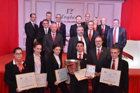 Tous les professionnels (Éducation nationale, Pernod-Mumm, professeurs, sommeliers, jury…) ont complimenté les candidats. Tous les professionnels (Éducation nationale, Pernod-Mumm, professeurs, sommeliers, jury…) ont complimenté les candidats.