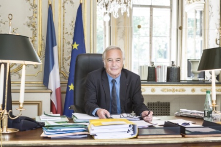 François Rebsamen, ministre du Travail, de l'Emploi, de la Formation professionnelle et du Dialogue social : 'La filière hôtellerie-restauration, avec 11,6 % des apprentis en 2013, est le quatrième secteur en termes de recrutement d'apprentis.'