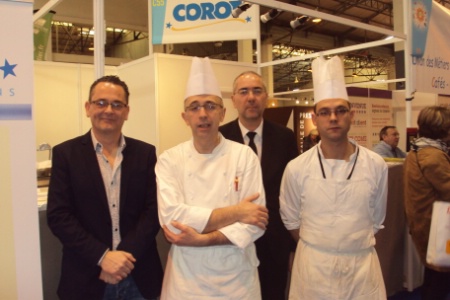 Christian Vambersky et ses trois professeur de cuisine, Alexandre Culla, Cyrille Cavalo, et Frédéric Gerard, qui ont réalisé de savoureuses recettes sur le stand.