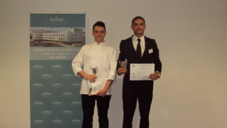 Paulin Bernard (à gauche) qui pourra participer au concours Un des meilleurs apprentis de France MOF 2016 et Thomas Gatulli.