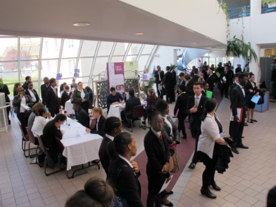 Les apprentis du Cefaa ont pu rencontrer des recruteurs des netreprisespartenaires. Les apprentis du Cefaa ont pu rencontrer des recruteurs des netreprisespartenaires.