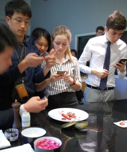 Les étudiants de l'institut Paul Bocuse ont pu aborder tous les aspects du caviar