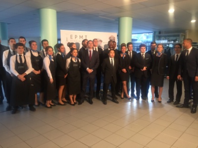 Les apprentis EPMT bac pro commercialisation et services et MC Sommellerie qui ont assuré le service du cocktail dinatoire Les apprentis EPMT bac pro commercialisation et services et MC Sommellerie qui ont assuré le service du cocktail dinatoire