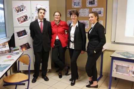 Ibrahim Seyhan, Claire de Maximoff et Marie-Noëlle Roblin, enseignantes en service, Marceline Bost. Ibrahim Seyhan, Claire de Maximoff et Marie-Noëlle Roblin, enseignantes en service, Marceline Bost.