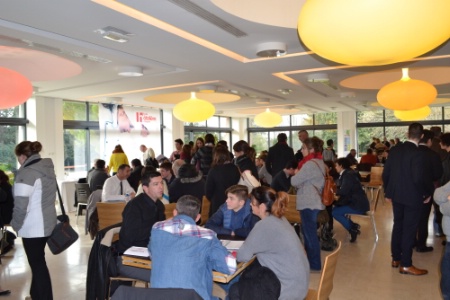 Entretiens, job dating et contrats ont jalonnés ce forum emploi Entretiens, job dating et contrats ont jalonnés ce forum emploi