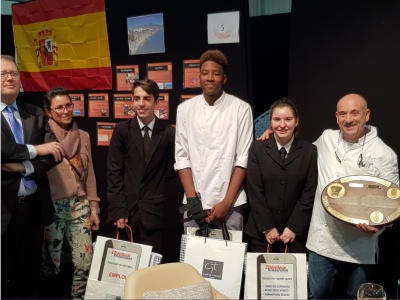 Kémil Djebli, Jérémy Maxwell et Anaïs Huet du lycée Françoi Camel Kémil Djebli, Jérémy Maxwell et Anaïs Huet du lycée Françoi Camel