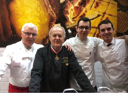 Bruno Plee, Michel Widehem MOF Maître d'Hôtel 2004 et ancien du Touquet, Victor et Gaïtan Bruno Plee, Michel Widehem MOF Maître d'Hôtel 2004 et ancien du Touquet, Victor et Gaïtan